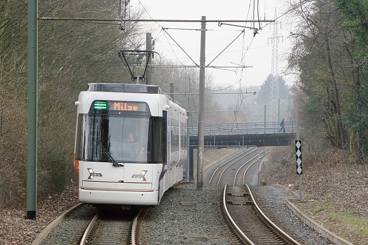Datei:5007 08.03.2013 Bielefeld, Haltestelle Seidenstickerstraße.jpg