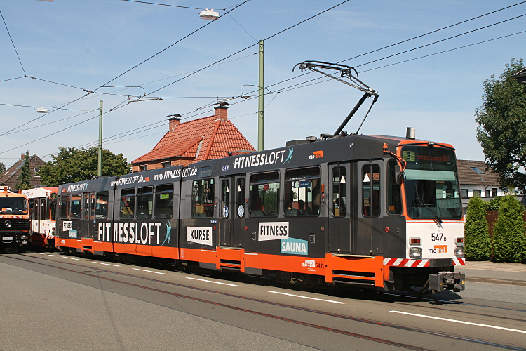 Datei:547 07.08.2017 Bielefeld, Oldentruper Weg, Haltestelle Hartlager Weg.jpg
