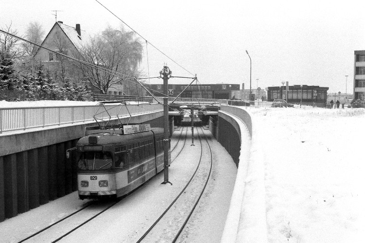 Datei:829 05.01.1979 Bielefeld, Baumheide.jpg