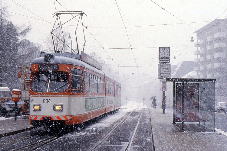 Datei:804 29.02.1988 Bielefeld, Niederwall, Haltestelle Landgericht (alt).jpg