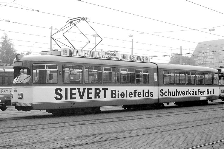 Datei:823 02.10.1982 Bielefeld, Betriebshof Sieker.jpg