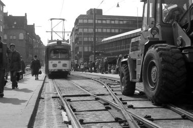 811 20.03.1982 Bielefeld, Berliner Platz.jpg