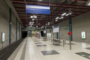 OET Bahnsteig Blickrichtung GVS.jpg