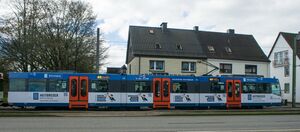 02.04.2023 M8D 588 Haltestelle VOS Seite.jpg