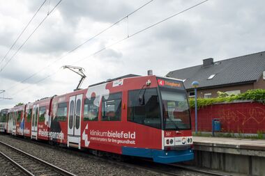 26.05.2022 M8D 587 Haltestelle ELP.jpg