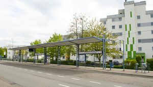 01.05.2022 Haltestelle LOH Einstieg.jpg