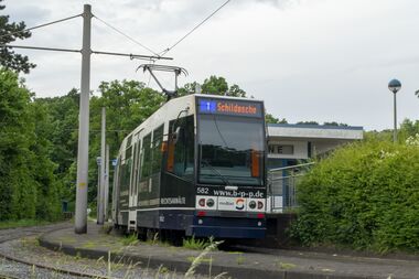 22.05.2022 M8D 582 Haltestelle SEE Einstieg.jpg