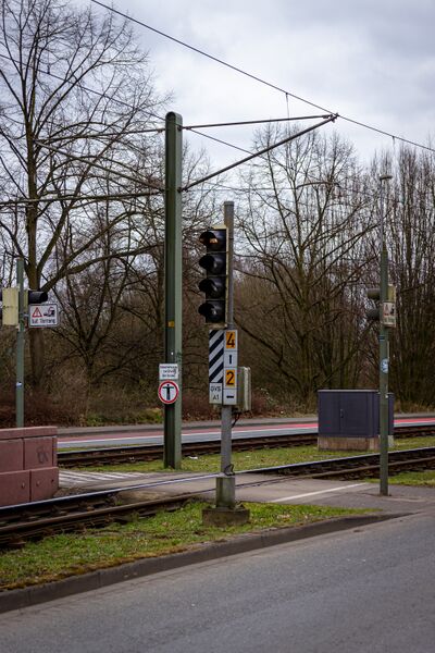 Datei:GVS A1 Ausfahrsignal Richtung Tunnel.jpg