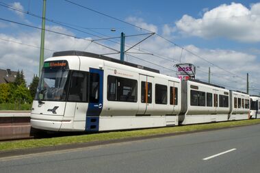 02.06.2022 GTZ8-B 5003 Haltestelle ZIS.jpg