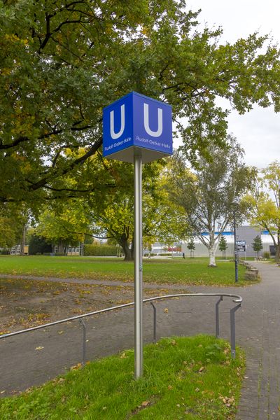 Datei:OET Haltestellenpilz.jpg